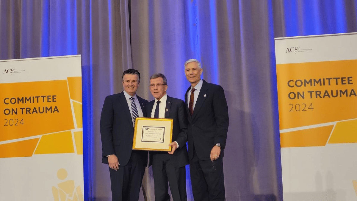 Dr. Jay Johannigman at award ceremony
